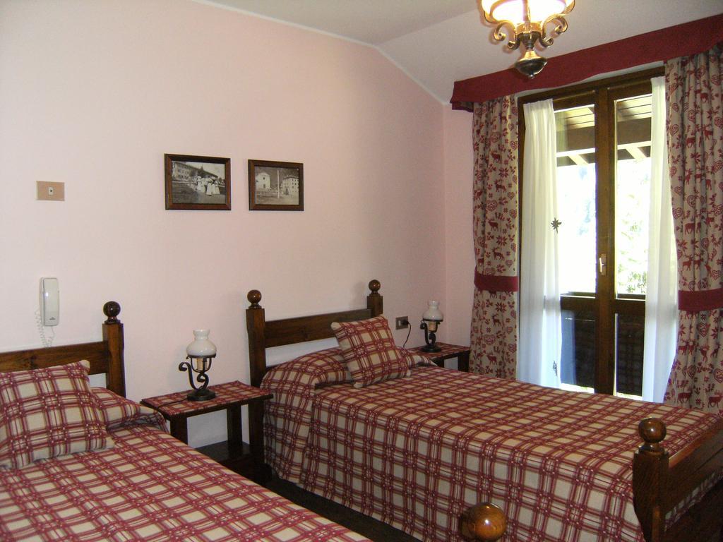 Albergo Thurwieser Santa Caterina Valfurva Buitenkant foto