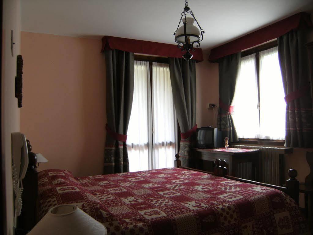 Albergo Thurwieser Santa Caterina Valfurva Buitenkant foto